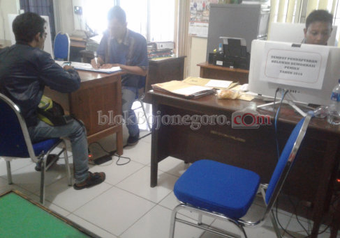 Hari Terakhir, Puluhan Orang Daftar Relawan Demokrasi